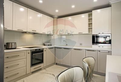 Apartament spectaculos de vanzare:  4 camere, 2 bai, zona Vlaicu - 4