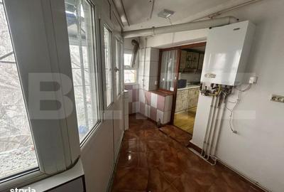 Apartament cu 3 camere decomandat în Micro 5 - 10