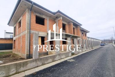 Casă individuală cu 4 camere cu Canalizare în Hipodrom 1 - 2