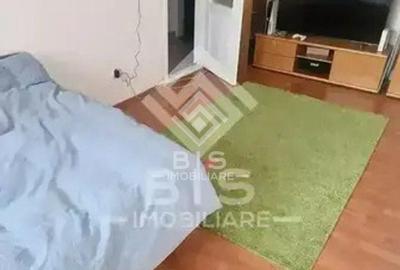 Apartament de vanzare - DECEBAL - 8