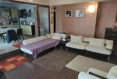 Ofer apartament 3camere spre inchiriere - 1