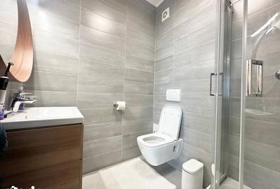 Apartament cu 3 camere în Tractorul - 2