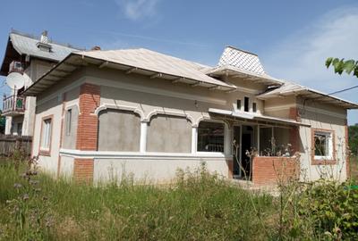 Casa la tara - confort de oras - langa Pitesti - 4