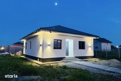 Casă cu 3 camere cu Teren 83 Mp în Central