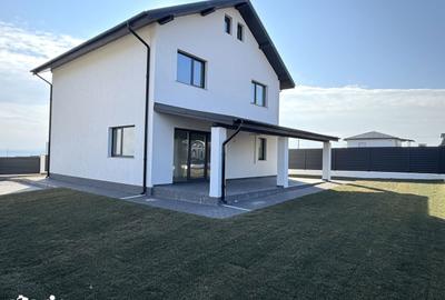 Casă cu 4 camere cu Teren 450 Mp în Miroslava - 3