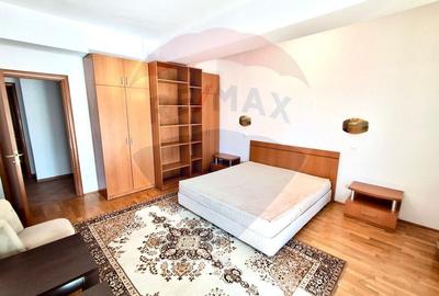 DE INCHIRIAT Apartament 5 camere Arcul de Triumf - 14