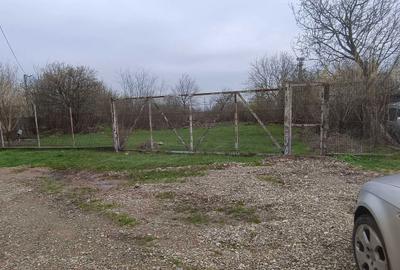 Teren de 6000 mp, în Păunești - 4