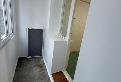 Apartament cu 3 camere decomandat în - 5