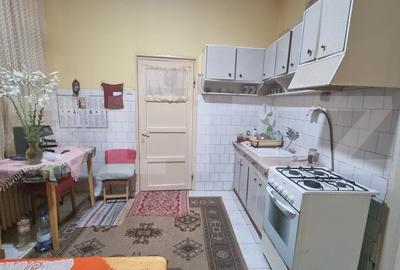 Apartament de vanzare, cu 2 camere, 82 mp, zona ultracentrala - 6