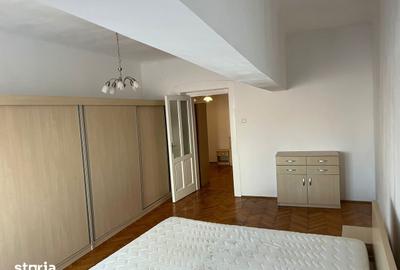 Apartament cu 4 camere în Central - 6