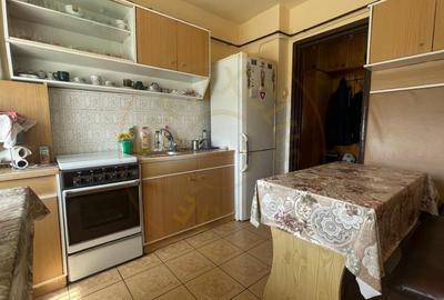De vanzare Apartament 3 camere Careiului - 3