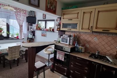 Casa cu etaj la cheie - 3