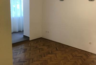 Apartament cu 2 camere în Victoriei - 2