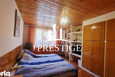 Casă cu 7 camere cu Teren 432 Mp în Șura Mare - 11