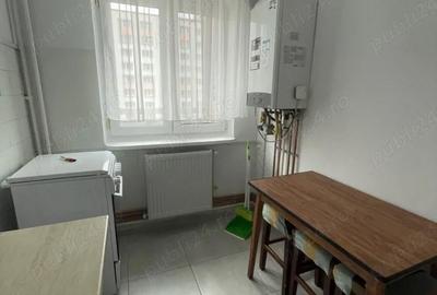 Apartament cu 3 camere decomandat în 1 Mai - 1