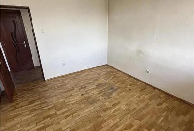 2 cam decomandat Gh Lazar-Circumvalatiunii - 1