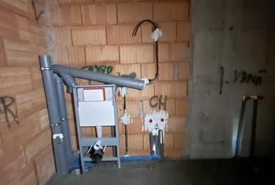 Apartament de vanzare, cu 3 camere, 60 mp, zona Hotvon - 6