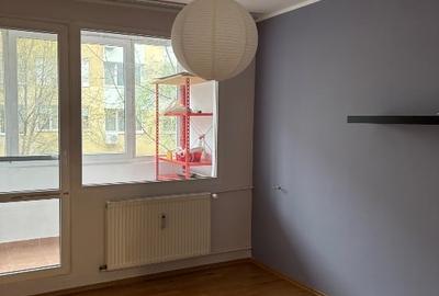 Apartament cu 3 camere semidecomandat, mobilat în Drumul Taberei - 4