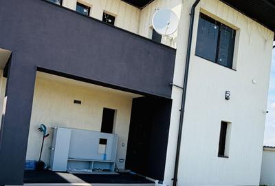 Casă cu 3 camere în Afumați - 2