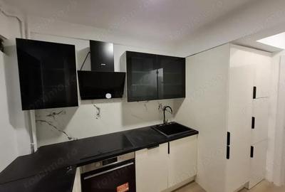 Apartament cu 3 camere semidecomandat în P-ța Universității - 20