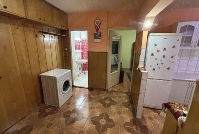 Apartament cu 2 camere decomandat în Central - 1