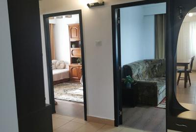 Apartament cu 4 camere decomandat în Central - 1