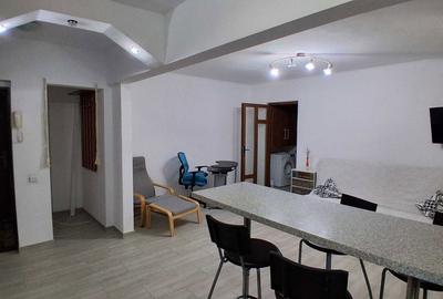 Apartament cu 2 camere semidecomandat în Berceni - 7