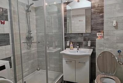 Garsonieră decomandată în Tineretului