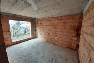 Apartament cu 2 camere decomandat în Calea Moldovei - 12