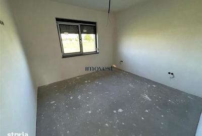 Casă cu 4 camere cu Teren 350 Mp în Odoreu - 12