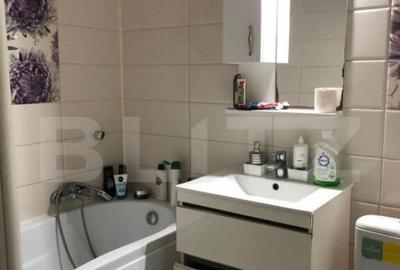 Apartament 3 camere, semidecomadat ,parter , oras Gaesti - 2