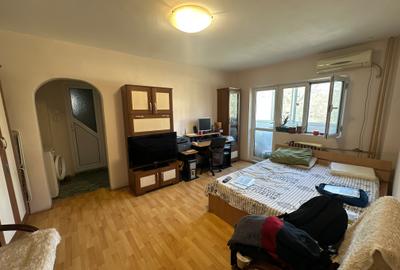 Apartament cu 2 camere semidecomandat, mobilat în Vitan - 1