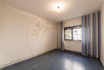Apartament 4 camere - Bd. Petrochimistilor, Prundu! - 2