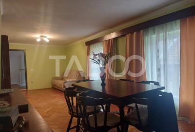 Apartament la casa 97 mpu 5 camere 2 bucatarii 3 bai gradina Cisnadie - 13