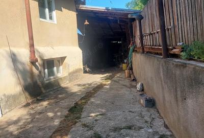 Casa de vanzare+teren - 1
