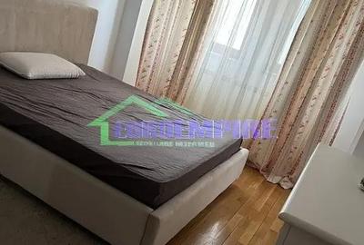 Apartament cu 4 camere decomandat în Central - 3