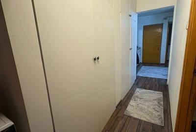 Apartament cu 3 camere decomandat în Frumoasa