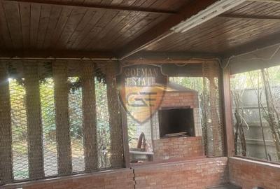 Vila central Eforie Nord , 12 dormitoare, 12 bai, living, bucatarie - 8