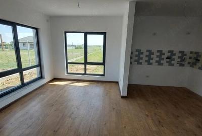 Casă cu 4 camere cu Teren 500 Mp în Samurcași - 3