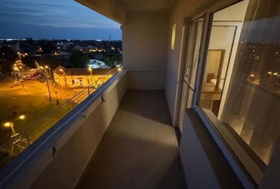 Apartament cu 3 camere semidecomandat în Boul Roșu - 1