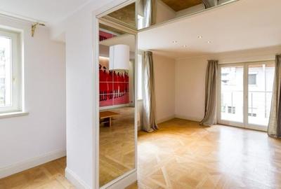 Apartament cu 3 camere decomandat, mobilat în Aviatorilor