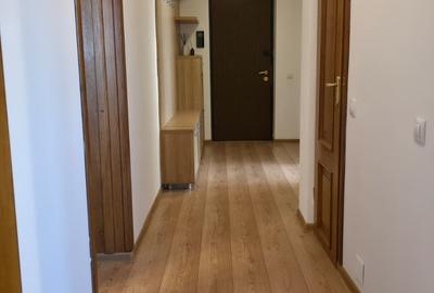Apartament cu 4 camere decomandat în Tineretului - 21