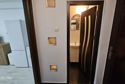 Garsonieră decomandată în Central - 2