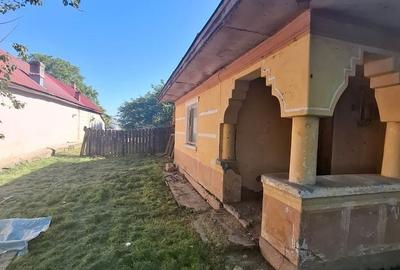Casă cu 2 camere în Central