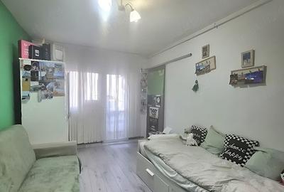 Apartament cu 2 camere decomandat în Între Lacuri - 2