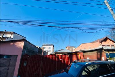 Teren cu casa de Bucurestii Noi Teren cu casa de Bucurestii Noi - 2