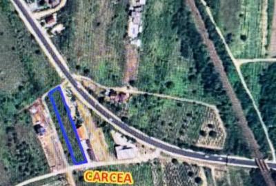 Teren de 2000 mp, în Cârcea