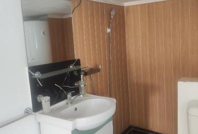 Apartament cu o cameră în casă cu 4 apartamente, cu parcare proprie - 14
