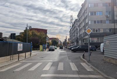 Spațiu comercial, de 52.869998931885 mp, în Sud - 8