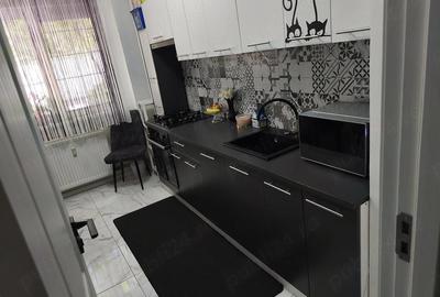 Apartament cu 3 camere decomandat în Berceni - 4